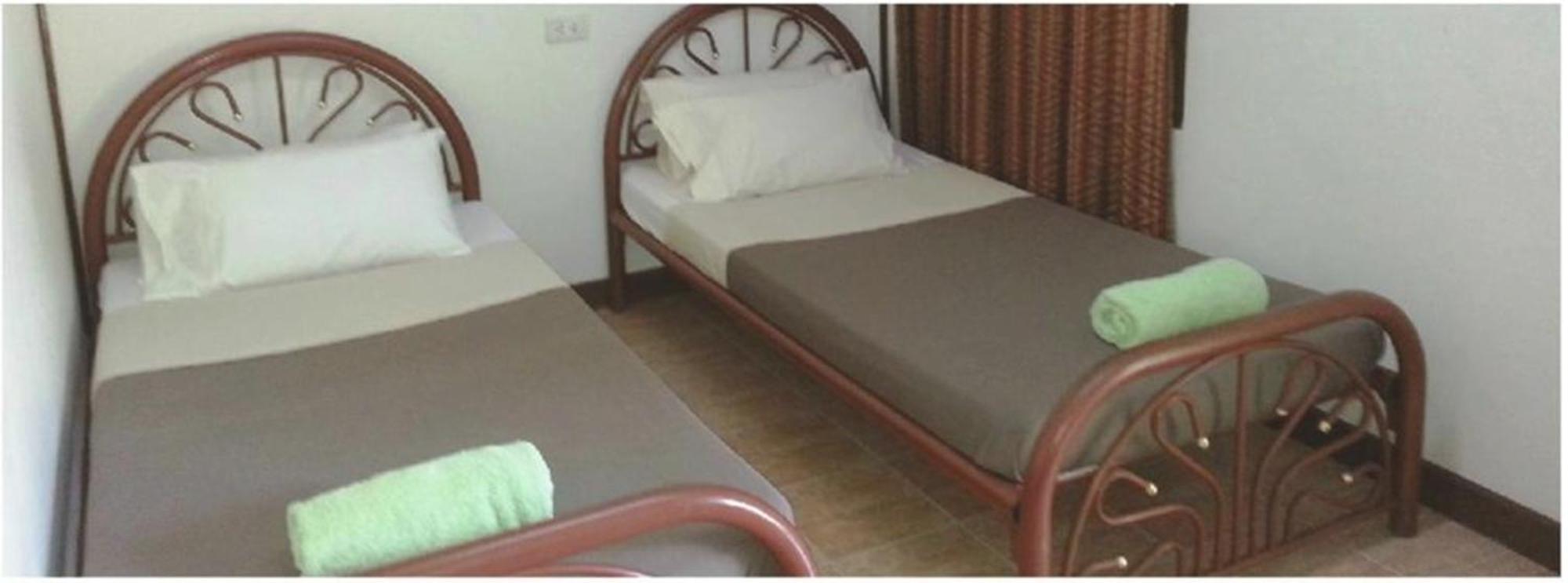 イロイロ カーサ テンタイ Bed & Breakfast エクステリア 写真